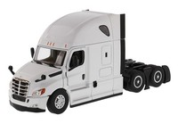 Diecast Masters - Freightliner Cascadia 6X4 Weiß - 1/50 - DCM71027