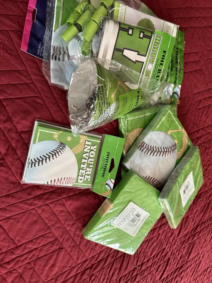 BASEBALL PARTY ACCESSORIES Invitations Blowers Hats Banner Napkins-Large & Small - Image 3 of 4