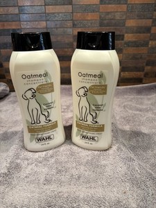2 Wahl USA Dry Skin & Itch Relief Pet Shampoo for Dogs – Oatmeal 24 Ounce