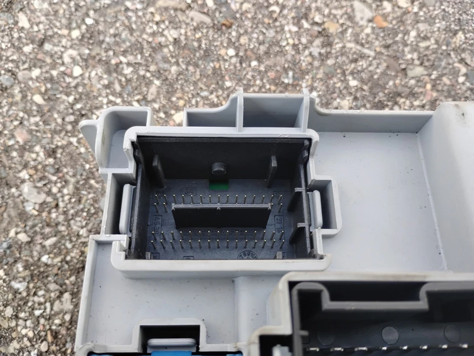 Модуль управления кузовом Fiat 500 BCM 2012-2017 годов выпуска коробка предохранителей в сборе от оригинального производителя 68184342ac A - Изображение 4 из 4