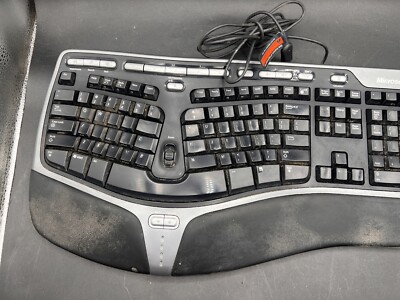 Microsoft エルゴノミック キーボード 4000 KU-0462 Amazon.com: Microsoft Wired Natural Ergonomic Keyboard 4000