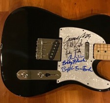 * COMMANDER CODY & HIS LOST PLANET AIRMEN * signed electric guitar *FULL BAND* 1