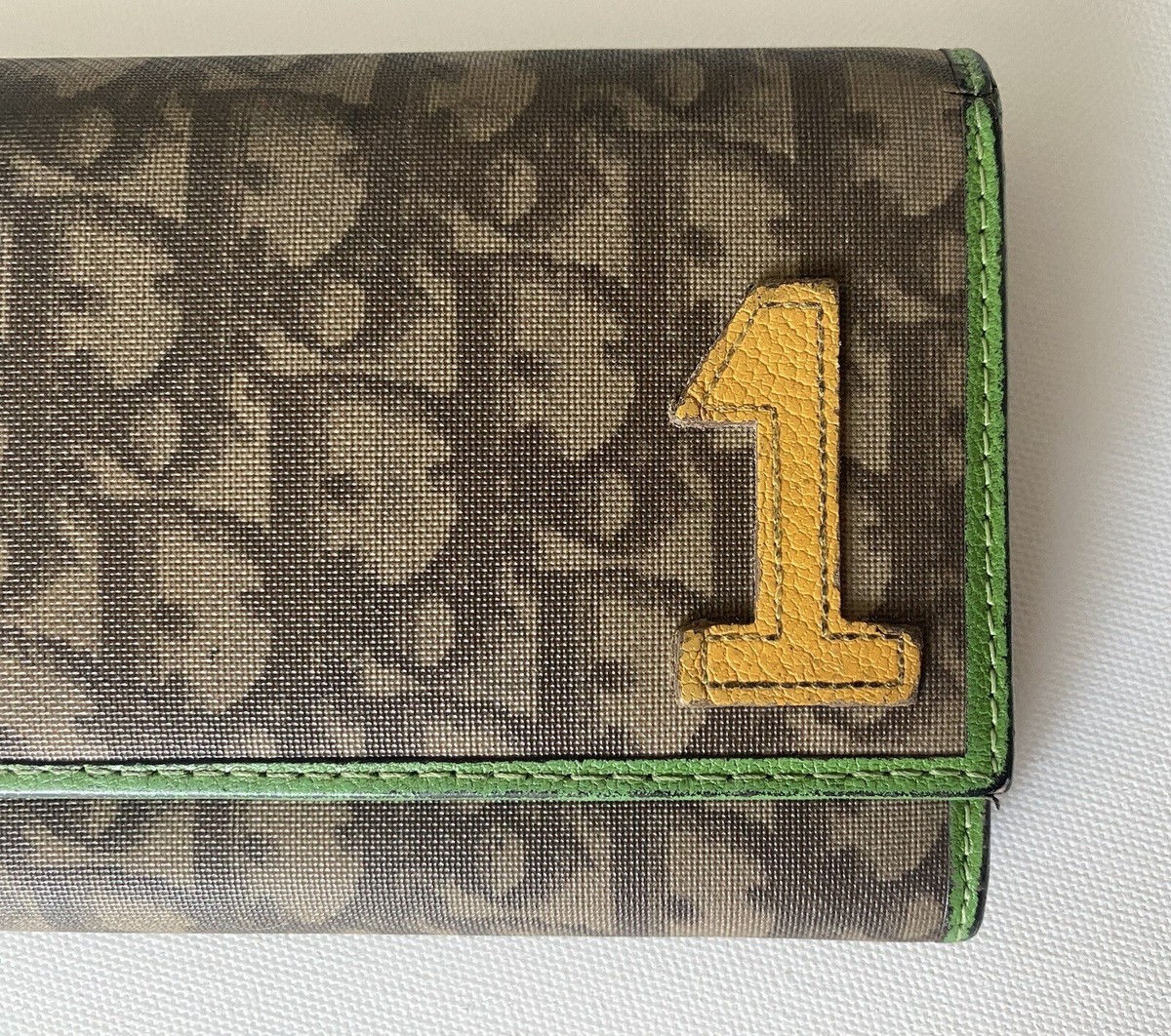Christian Dior トロッター　三つ折り財布　RASTA ラスタ　1 Christian Dior ディオール RASTA ラスタ 三つ折り財布 1 - メルカリ