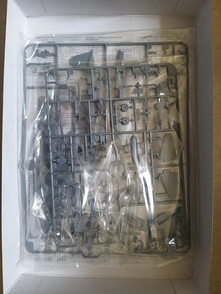 Tamiya 1/72 A6M2b Eien no Zero - Immagine 2 di 3