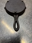 Vintage Toy Cast Iron Spider Skillet — photo 4