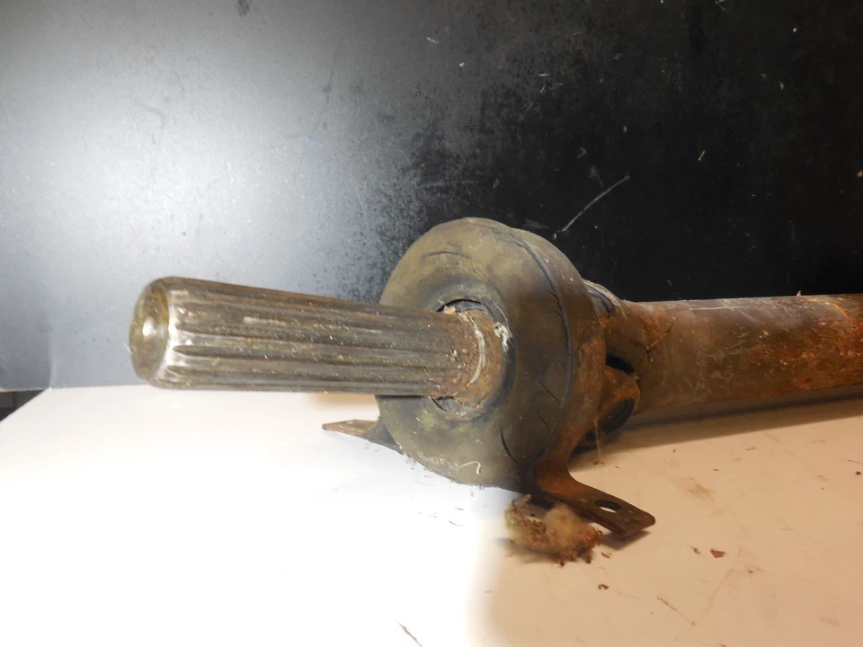 Árbol de transmisión medio trasero 11205031 75-77 BMW 3.0 Si sedán "EL NUEVO 6" transmisión automática Foto 2 de 4