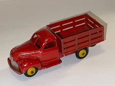 Dinky Toys Bétaillère Studebaker Rouge Impecable