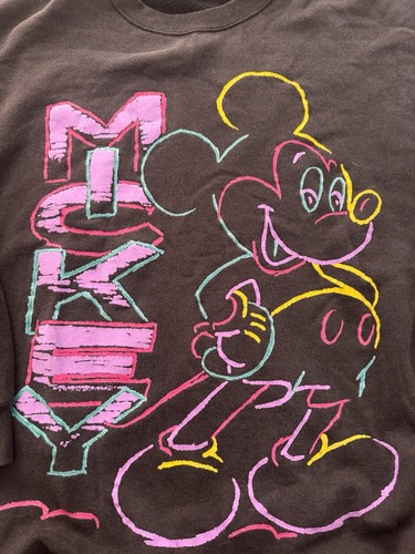 Sudadera Mickey Vintage DISEÑOS DISNEY Talla 2XL Hecha en EE. UU. Desteñida Años 90’s - Imagen 2 de 3