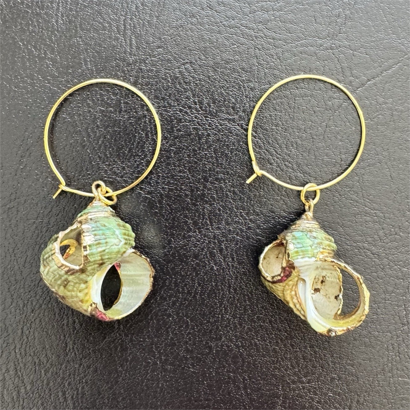 Handcrafted Shell Hoop Dangle Earrings Green Gold… - image 1