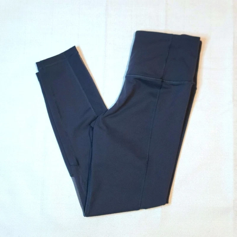 victoria-secret-vs knockout leggings