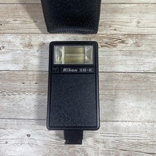 Vintage Nikon Speedlight SB-E Flash w/ Original Ss-10 Nikon Case Untested