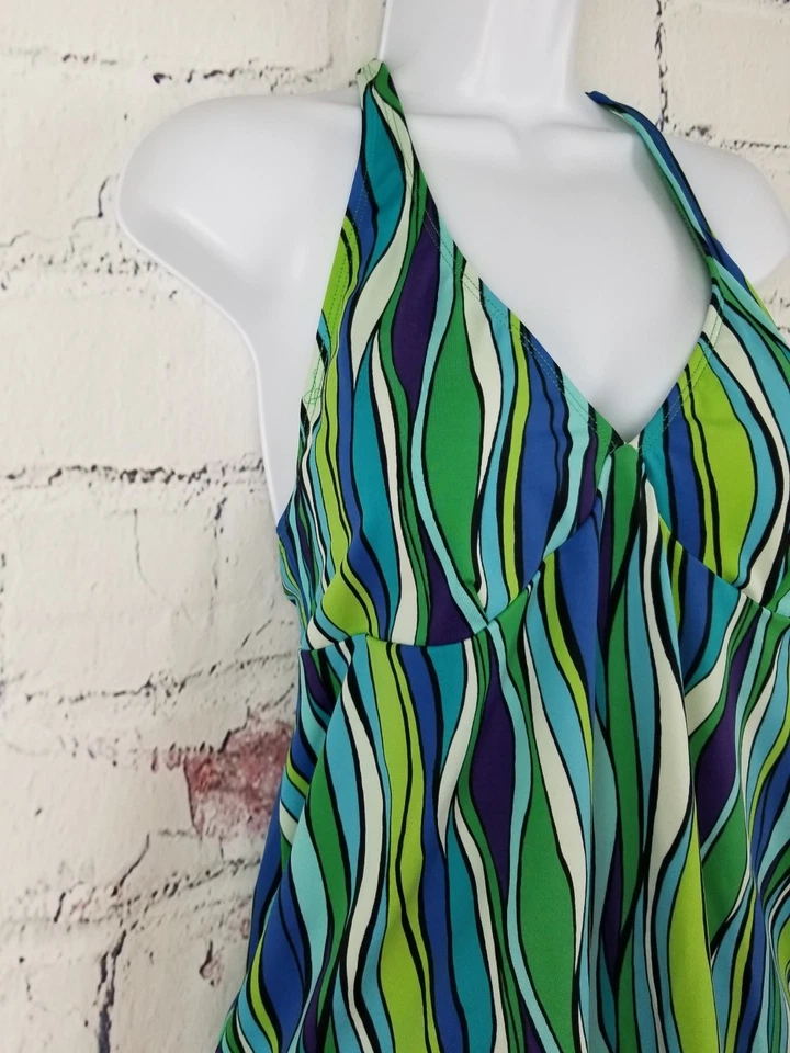 Old Navy Maternity Swimwear 2 Piece Tankini Set Small Halter Molded Cups  - Image 4 of 4