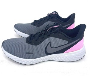 nike revolution grey pink