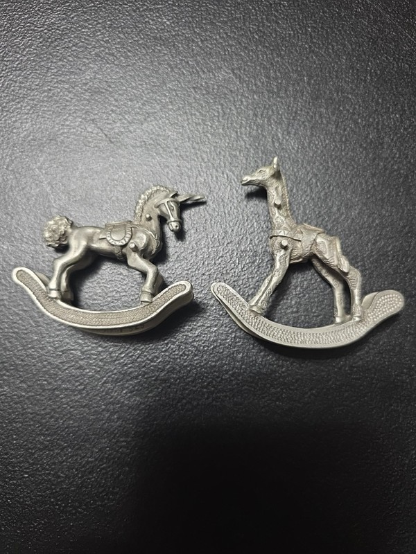 2 Vintage Rocking Pewter Spoontiques 1982 Giraffe And Unicorn