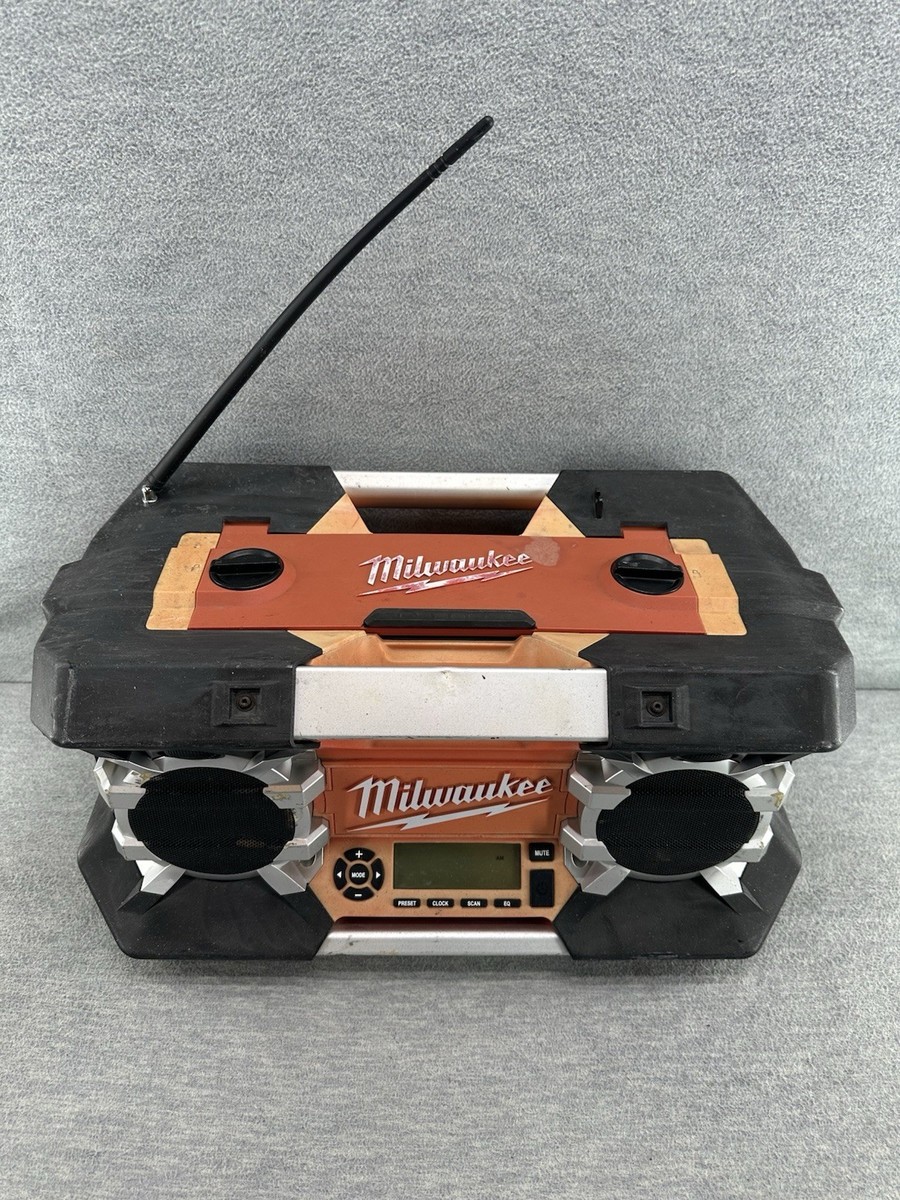 MILWAUKEE 2790-20 - Jobsite Radio M18/M12 AM/FM AUX 12V | eBay