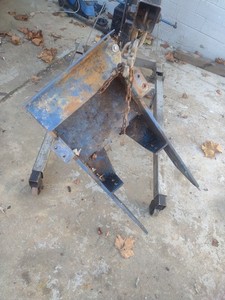 Mitsubishi Satoh Bull S630D 4x4 KE-130 Diesel 4x4 Front Axle + Engine Frame