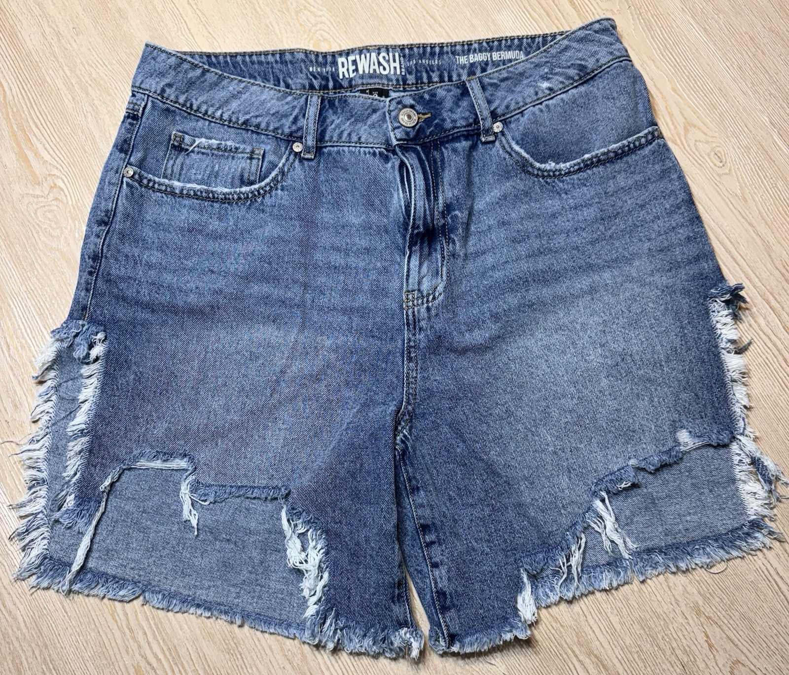 Rewash Baggy Denim Shorts Womens 29 High Rise Distressed Bermuda Y2K Raw Hem