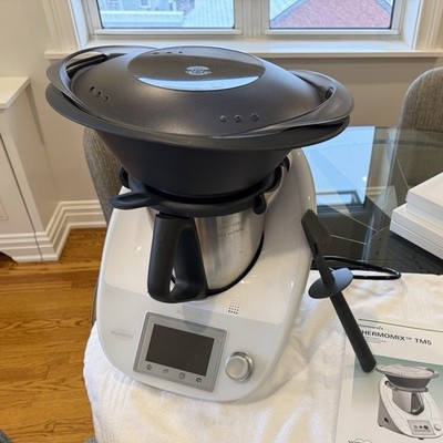 キッチン家電 Thermomix TM5 Vorwerk Thermomix TM5 Multifunctional Appliance with Accessories