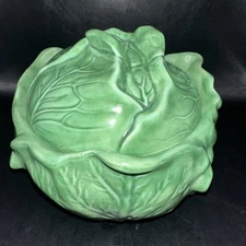VINTAGE HOLLAND MOLD LETTUCE BOWL WITH LID
