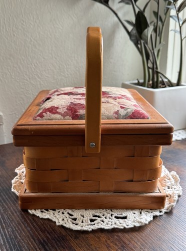 Cesto da cucire vintage retrò in vimini con manico vassoio interno imbottito floreale superiore - Foto 5 di 13