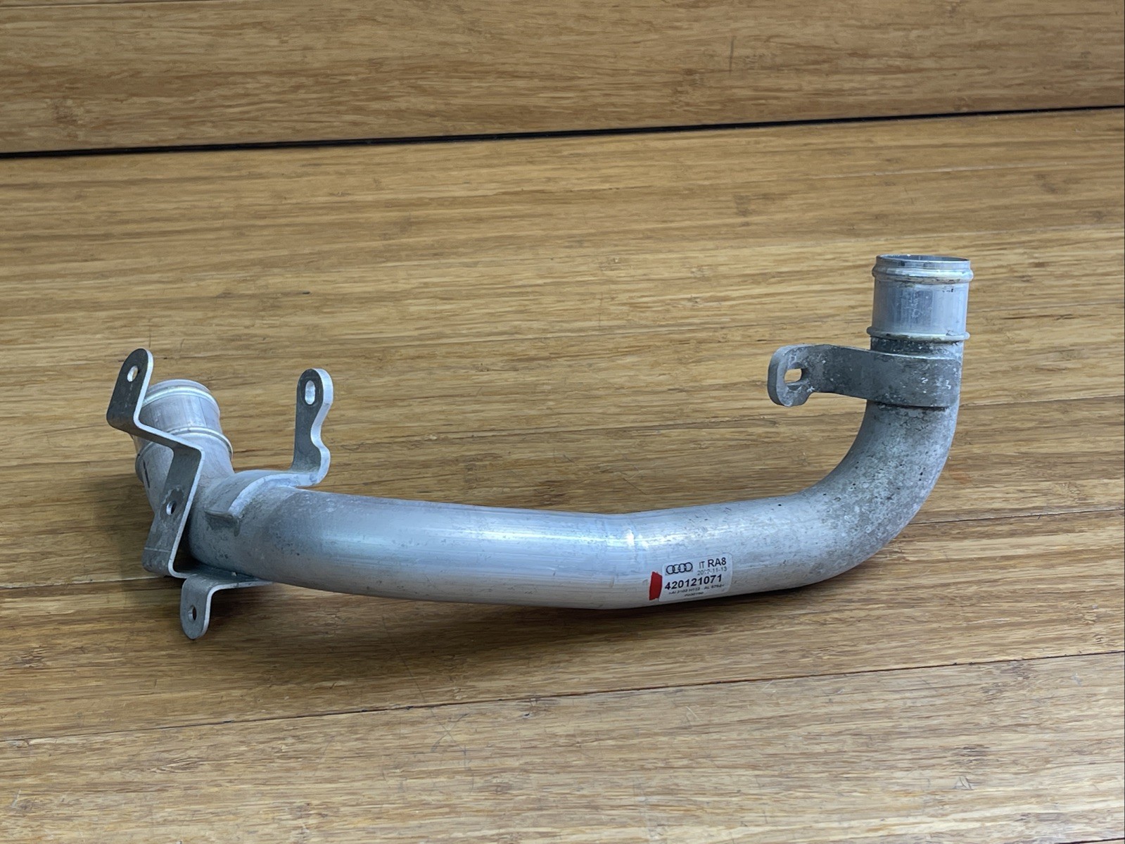 Audi R8 2008-2015 Coolant pipe