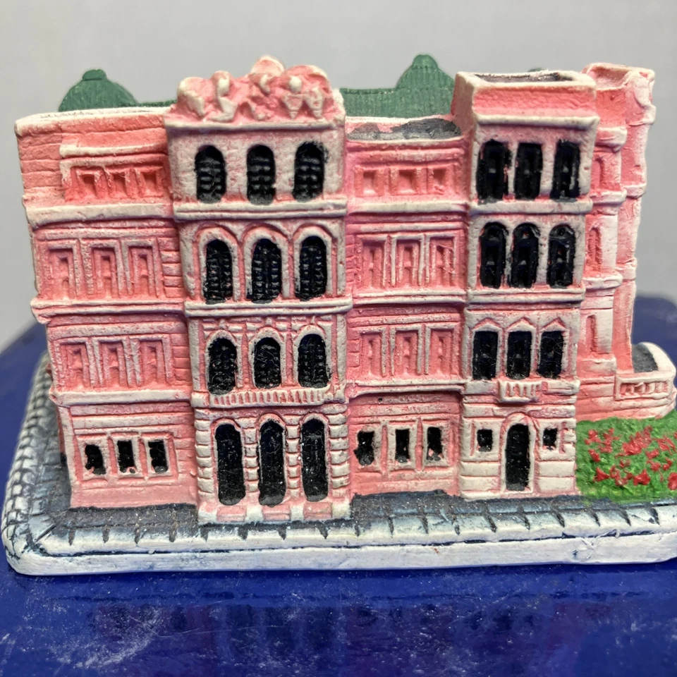 Casa Rosada Miniature Replica Of Executive Mansion Of The President Of Argentina - Image 3 of 4