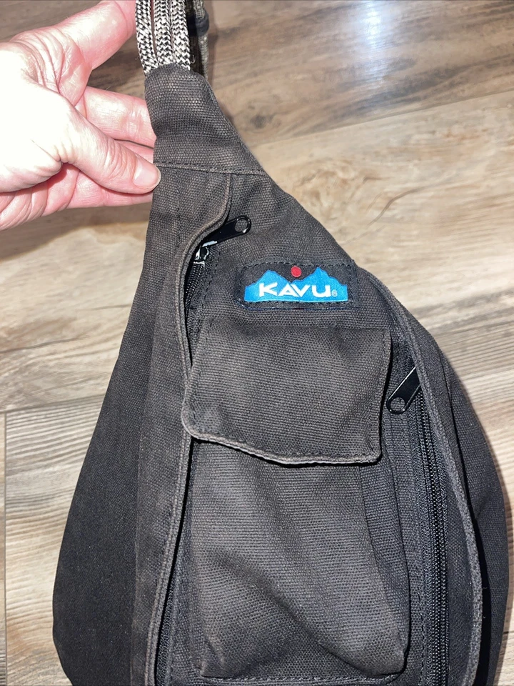 KAVU Original Rope Sling Bag Polyester Crossbody Backpack Black Hippie Buttons - Image 3 of 4