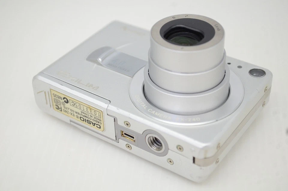 [Excellent+5] CASIO EXILIM EX-Z40 4.0MP Compact Digital Camera Silver #251127m - Image 4 of 4