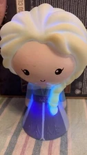Idea Nouva Elsa LED Mood Light Vinyl Figure Collectible Night Light Glow
