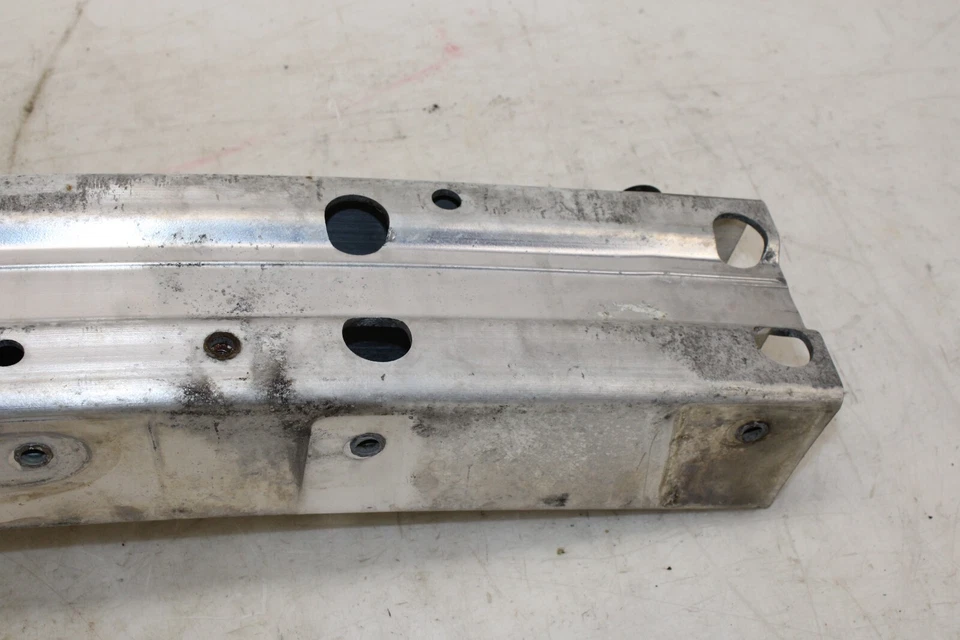 Barra de impacto de refuerzo delantero Saturn Sky 2007-2010 25854822 OEM KW53 Foto 2 de 4