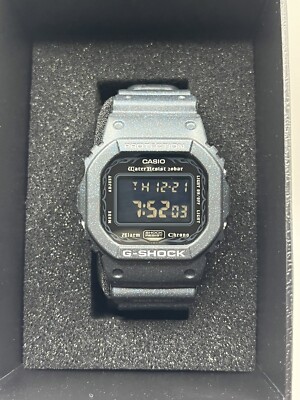 Casio Herren-Armbanduhr G-Shock GW-5600GM-1JF aus Japan