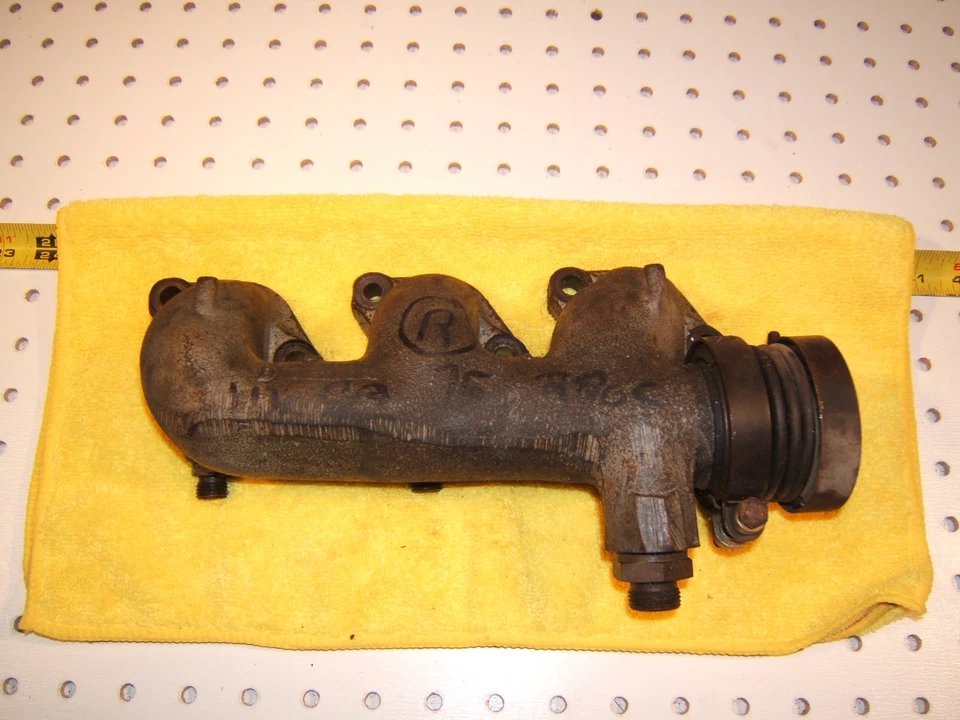 Mercedes W114 1975 280C M110 California tipo escape trasero 1 colector, 103212408 Foto 2 de 4