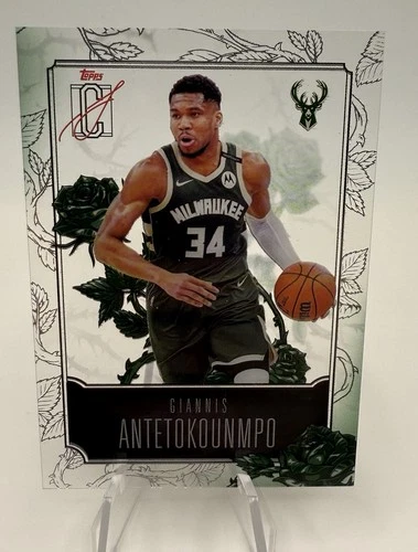 2025 Topps Signature Giannis Antetokounmpo Base (RAW)