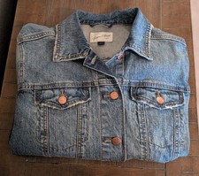 Universal Thread Button Front Medium Wash Jean Cotton Denim Jacket Size Large