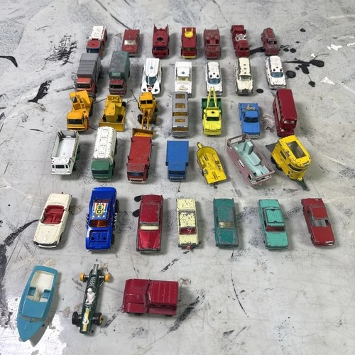 Vintage Lot 38 Matchbox Lesney cars / trucks/trailers/ Fire Truck/ Police 🔥