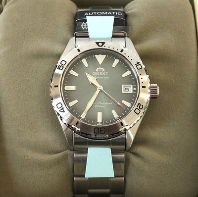 Orient Mako 40 Men's Metal Watch RN-AC0Q13E Green Gradient