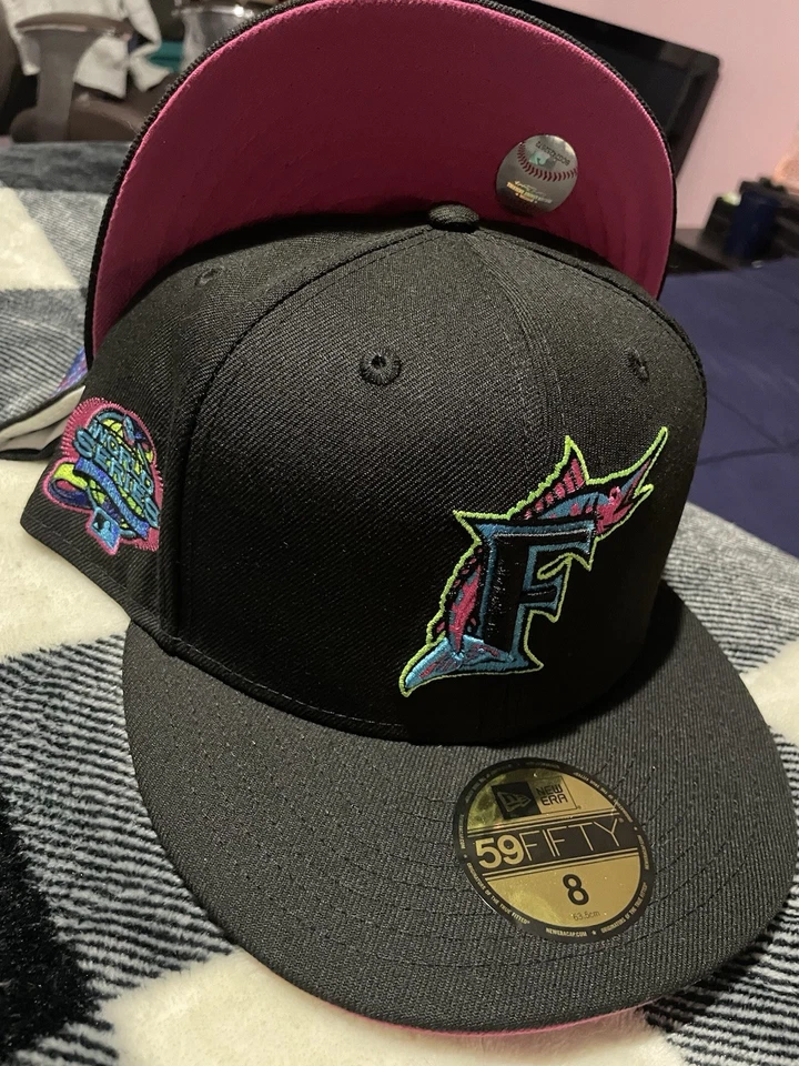 Exclusivo sombrero New Era ajustado Florida Marlins 7 5/8 talla 8 negro rosa intenso UV NUEVO Foto 4 de 4