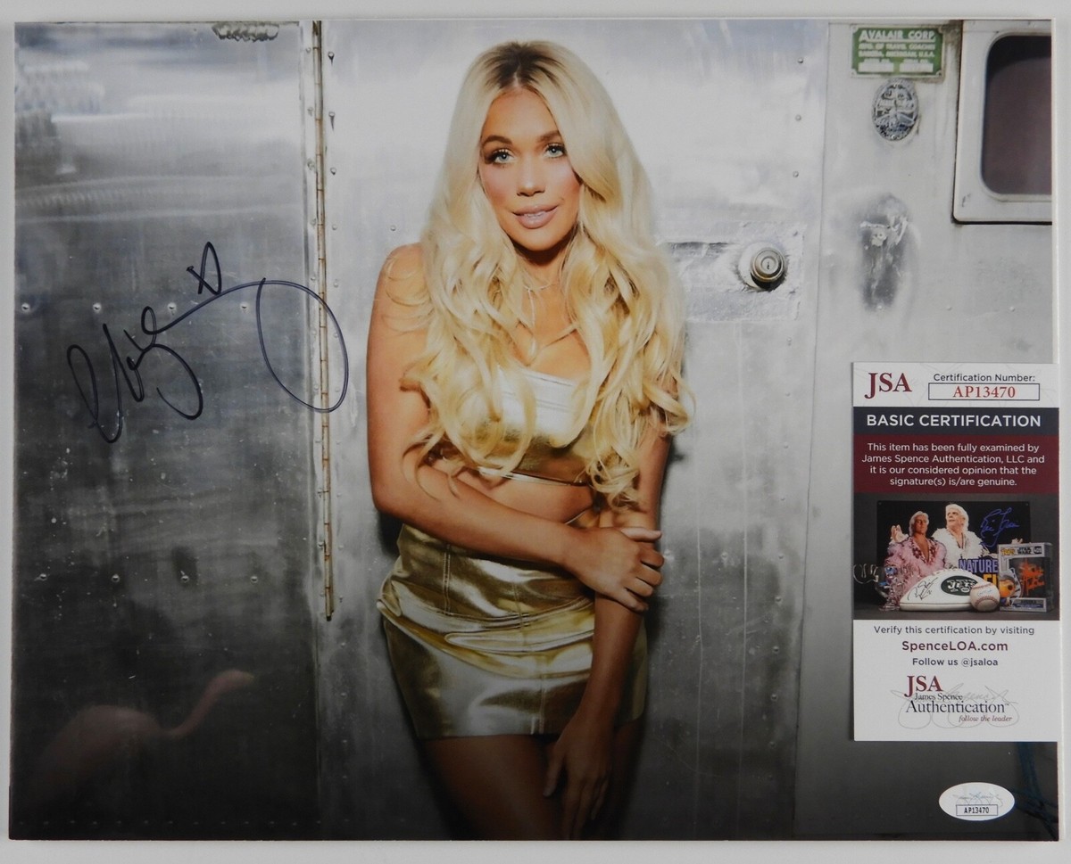 Megan Moroney JSA Signed Autograph 11 x 14 Photo Country Music