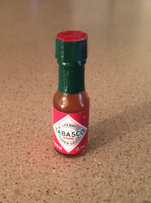 GORGEOUS & RARE TABASCO LIGHT THINGS UP MINI BOTTLE FACTORY SEALED