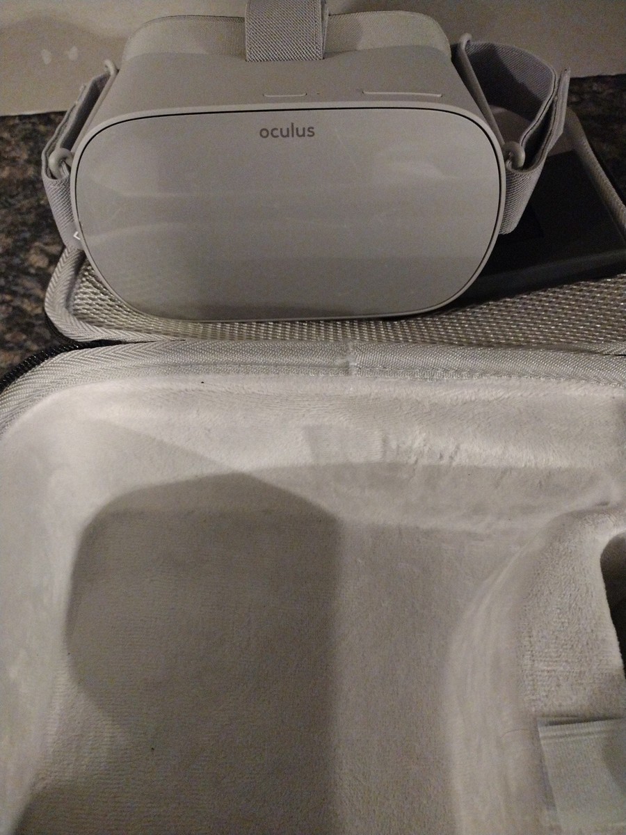 Oculus Go Standalone Virtual Reality VR Headset 64GB, Gray