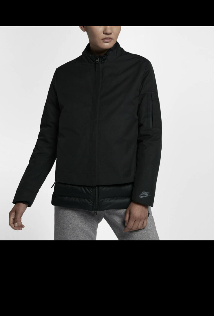 美品【NIKE/ナイキ】エアロロフト/AEROLOFTJACKET Sサイズ　黒 854751-010 Nike Sportswear Wmns Aeroloft Jacket Outer shell Sz XL