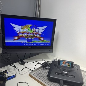 Sega Genesis Model 2 Console CIB Sonic 2 Bundle w Reg Card Complete & Tested