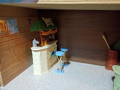 Barbie My Scene Jammin in Jamaica Guava Gulch Tiki Lounge Playset COMPLETE 