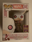 Funko Pop! Vinyl: Marvel - Gwenpool - Hot Topic (Exclusive)