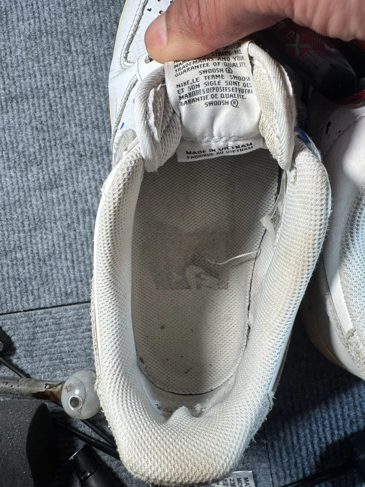 Nike Air Force 1 '07 LV8, foto 3 de 5