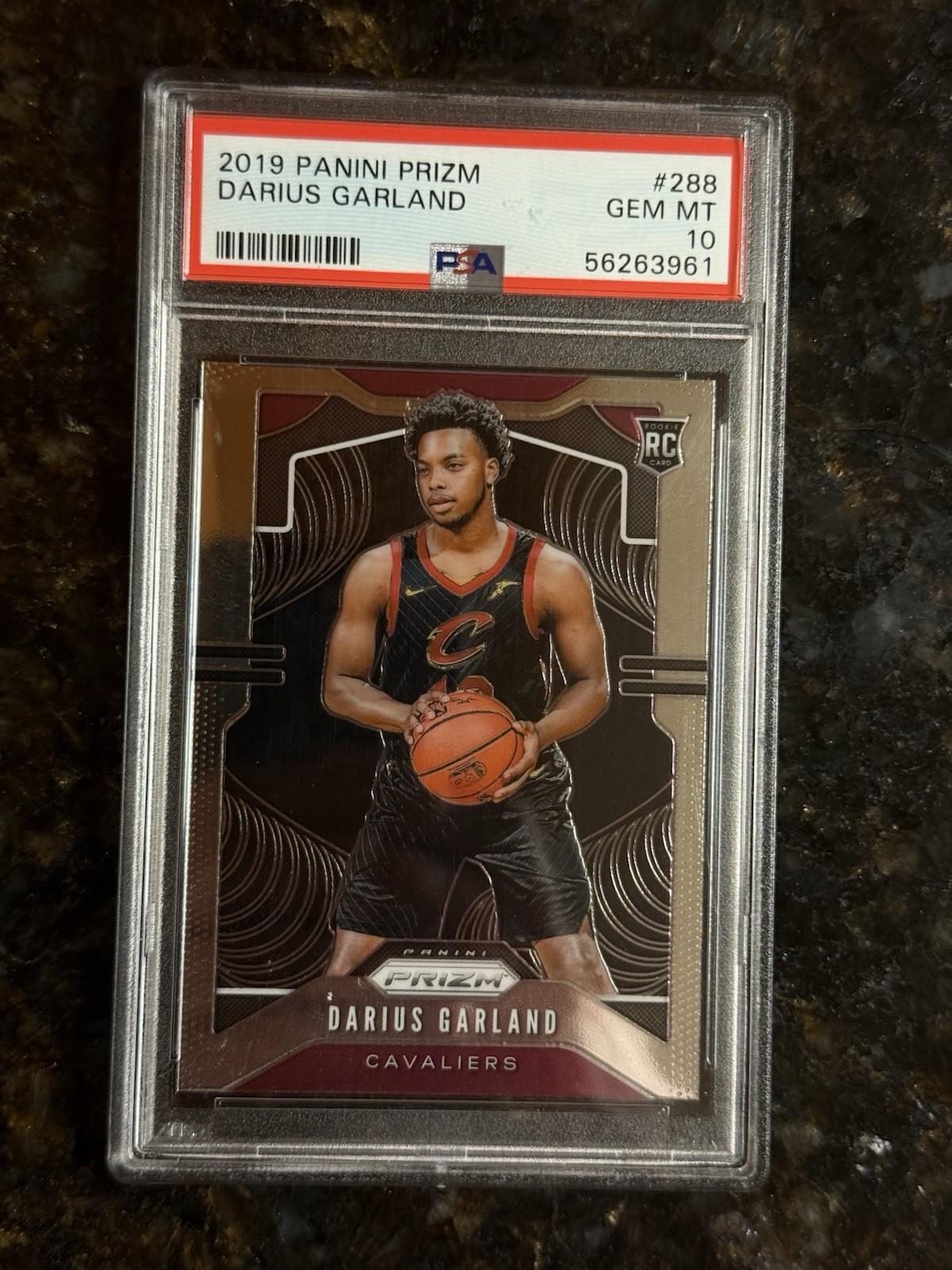 2019-20 Panini Prizm - Rookie Darius Garland #288 Facing Center (RC)