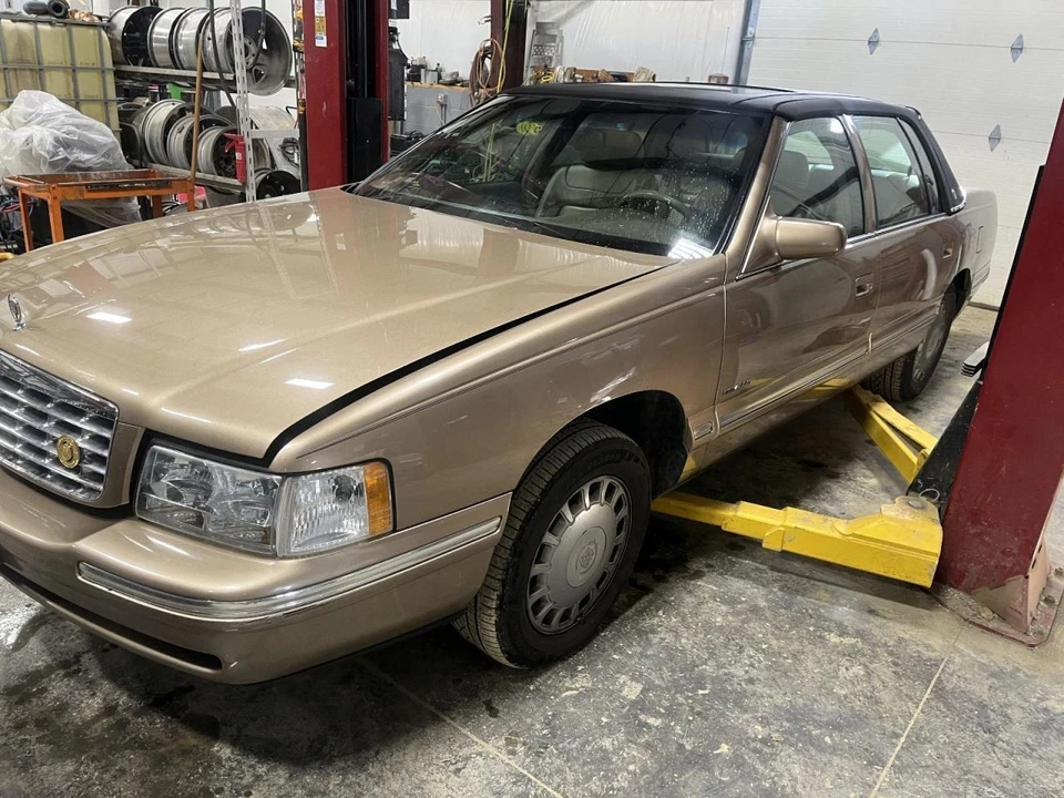 (LOCAL PICKUP ONLY) Driver Left Fender Fits 97-99 DEVILLE 92227 - Image 2 of 4