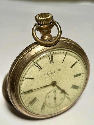 Vintage ELGIN POCKET WATCH 15 Jewels 20 Yr. Crescent & 1232853 CWC Co. Running
