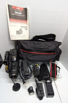 Vtg JVC Camcorder Player  Videomovie GR-M4 W/Coast Bag, Manual And Others