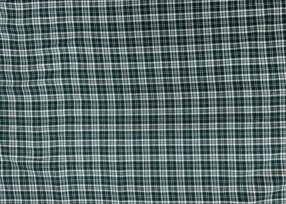 Cranston Joan Messmore Christmas Green Plaid Cotton Fabric Long (91")Remnant #26 - Image 2 of 4